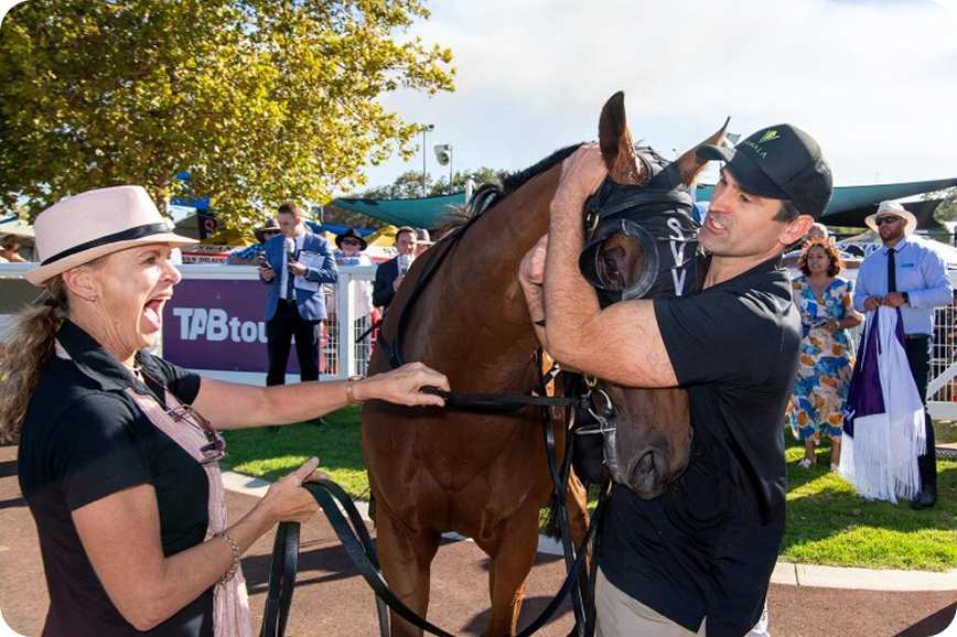 Horse racing photo 26